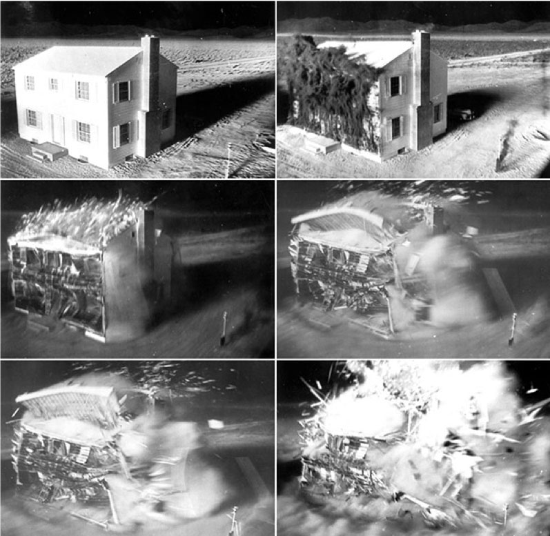 Efectele undei de explozie asupra unei case tipice cu rame din lemn.